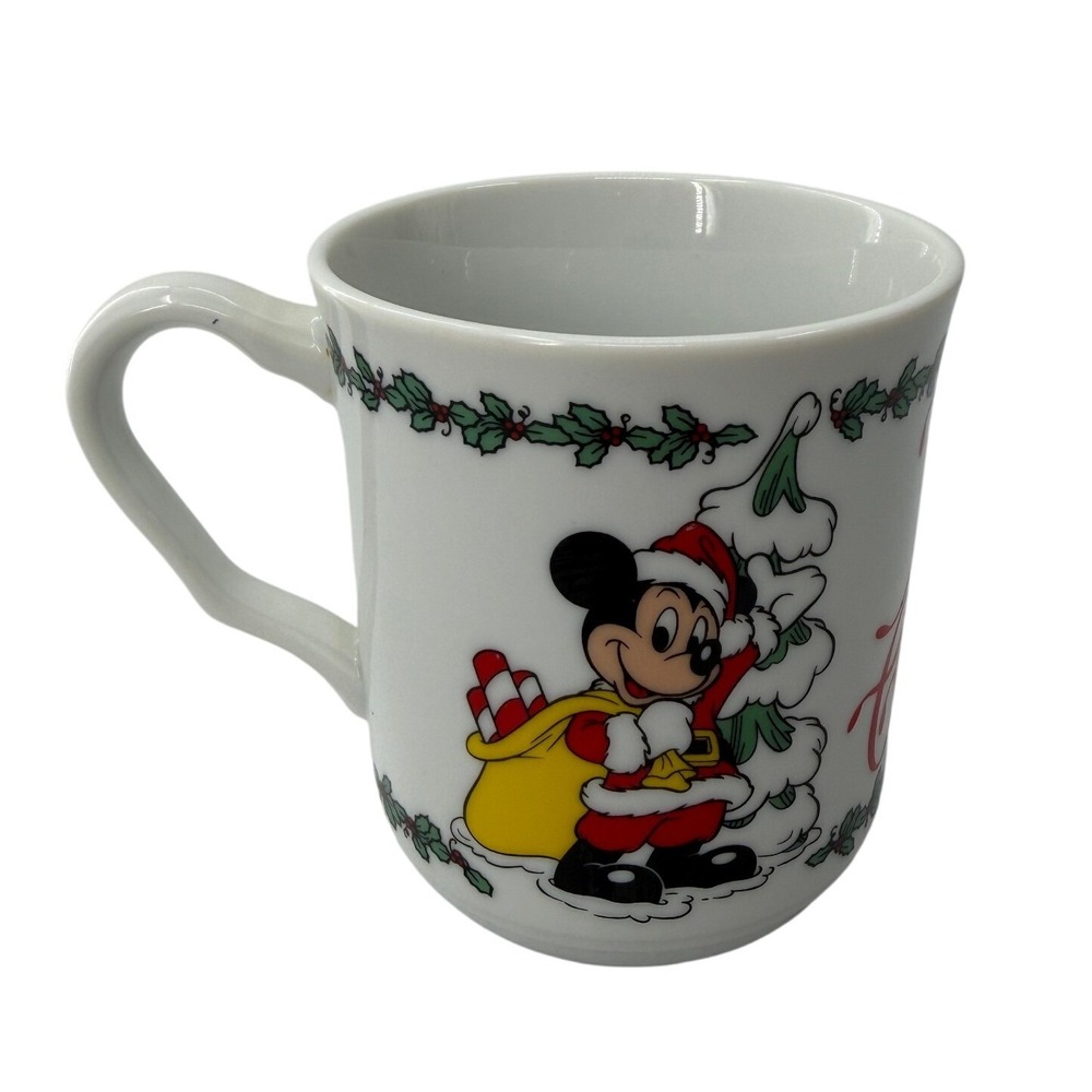 Disney Mickey Mouse Christmas Mug Santa Merry Christmas WDW Disneyland Japan Vtg